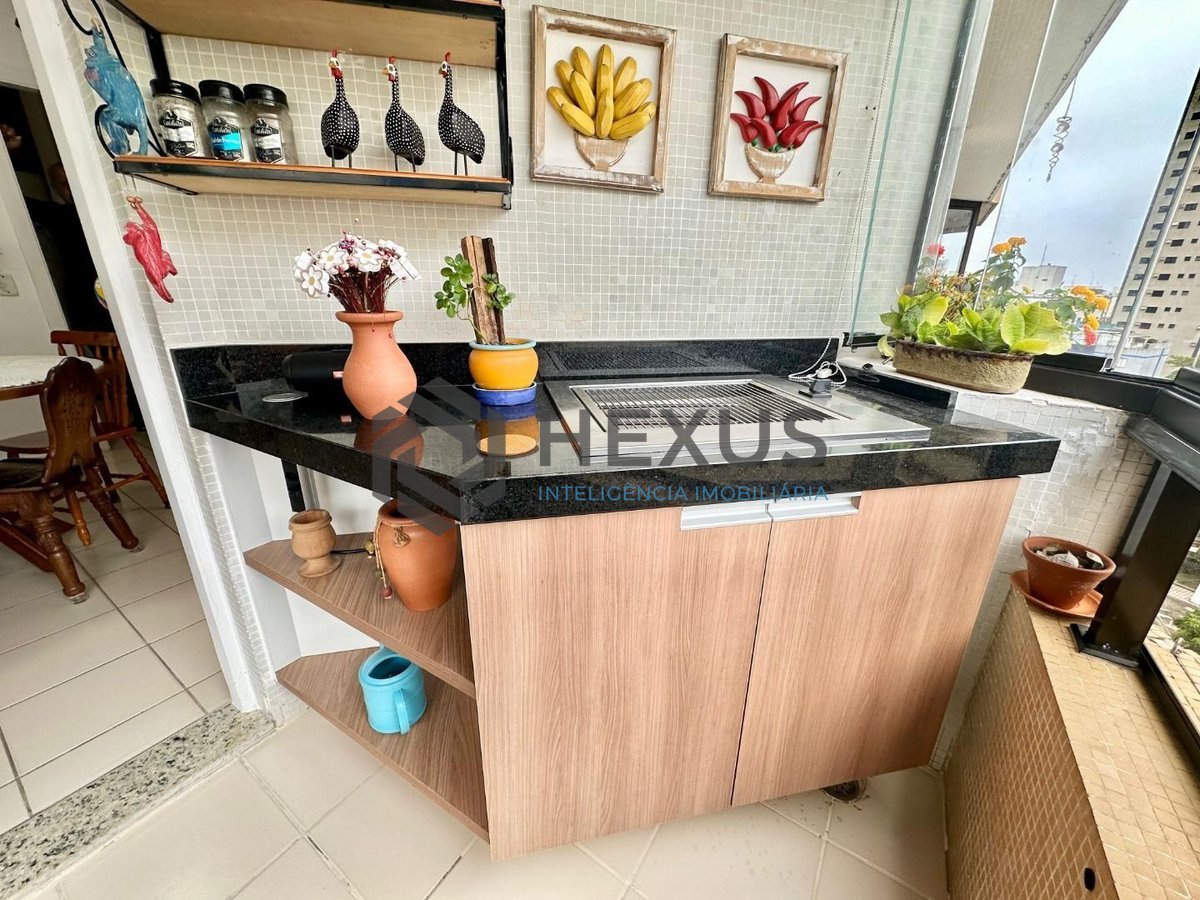 Foto 5 de Apartamento com varanda e lazer na Praia das Asturias, Guaruja
