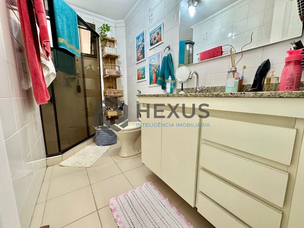 Foto 8 de Apartamento com varanda e lazer na Praia das Asturias, Guaruja
