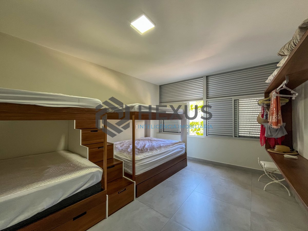 Foto 16 de Apartamento frente mar na Praia das Pitangueiras, Guaruja