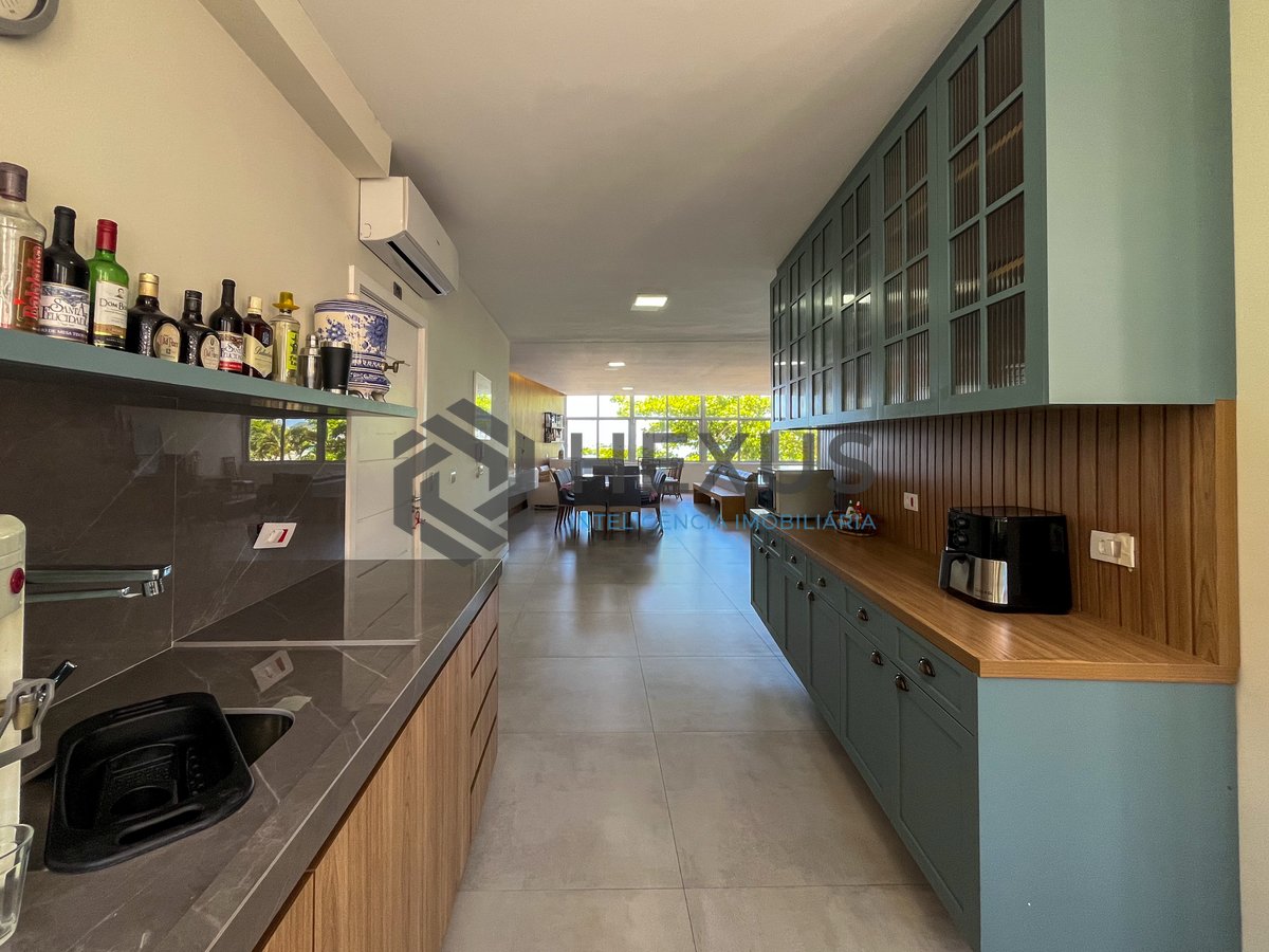Foto 41 de Apartamento frente mar na Praia das Pitangueiras, Guaruja