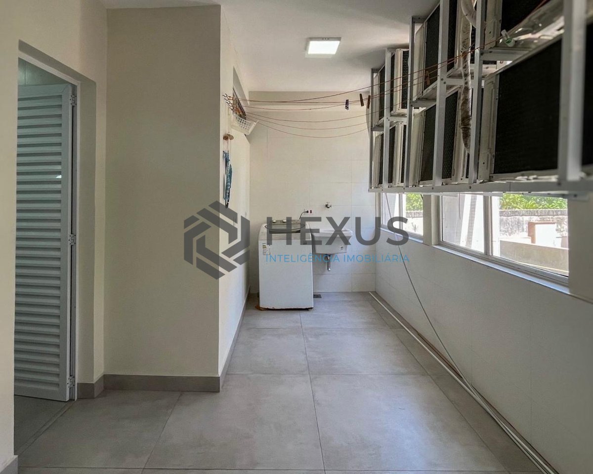 Foto 45 de Apartamento frente mar na Praia das Pitangueiras, Guaruja