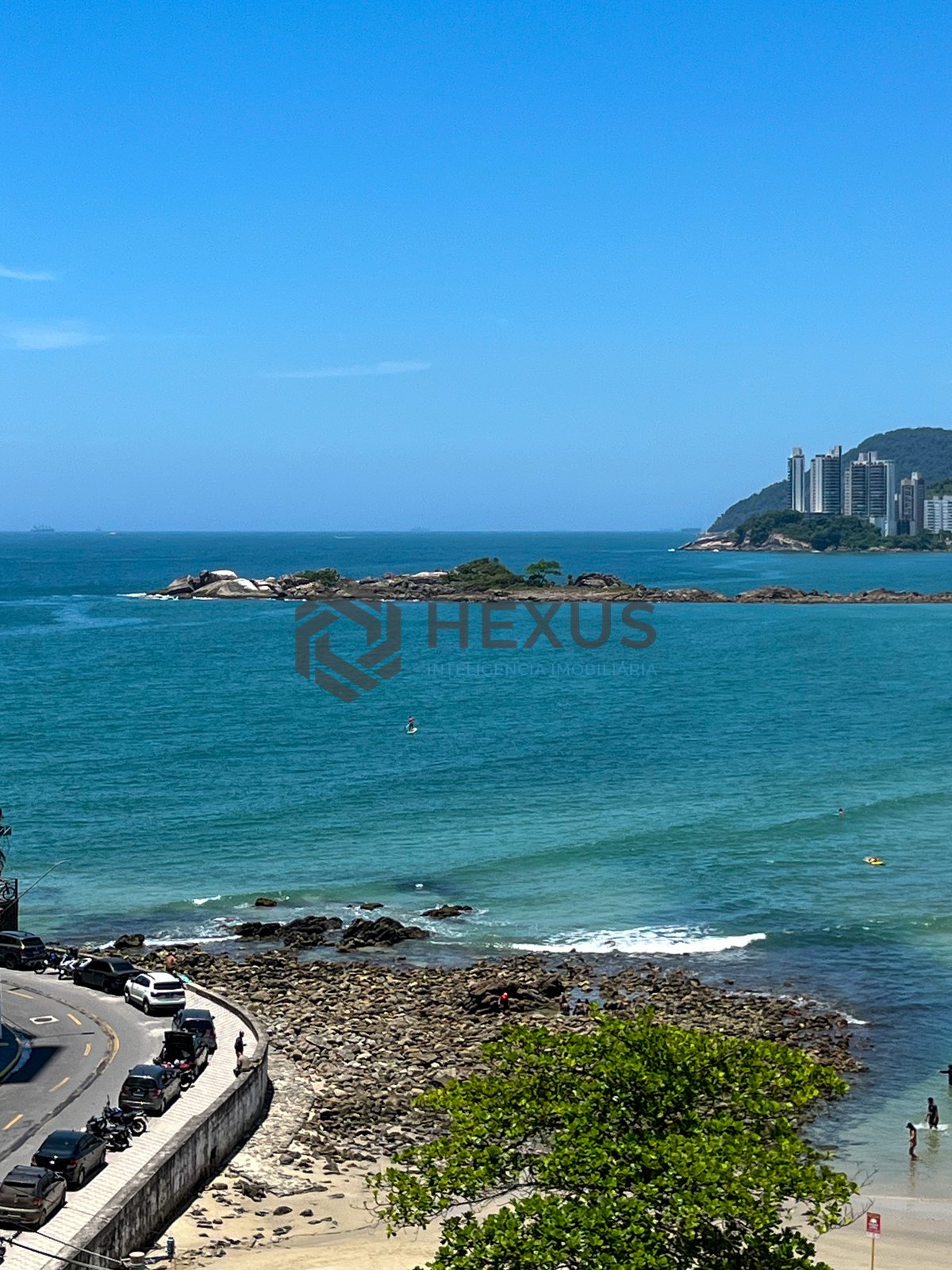 Foto 32 de Apartamento frente mar na Praia das Pitangueiras, Guaruja