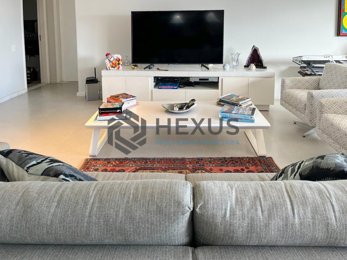 Foto 5 de Apartamento reformado frente mar na Praia das Pitangueiras, Guaruja