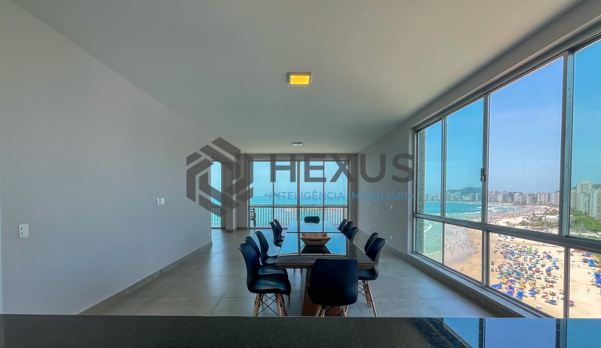 Foto 57 de Apartamento frente mar com varanda na Praia das Pitangueiras, Guaruja