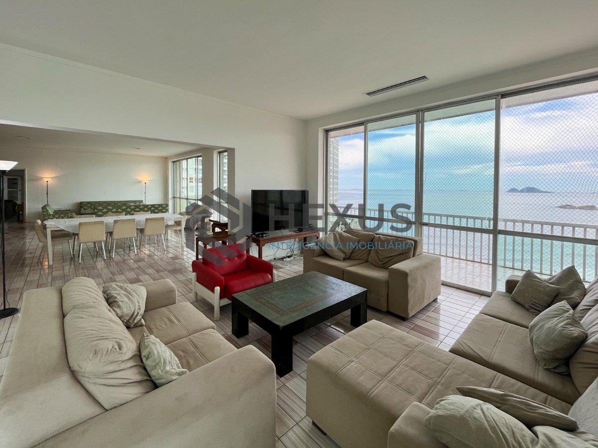 Foto 6 de Apartamento frente mar com varanda vista mar na Praia das Pitangueiras, Guaruja