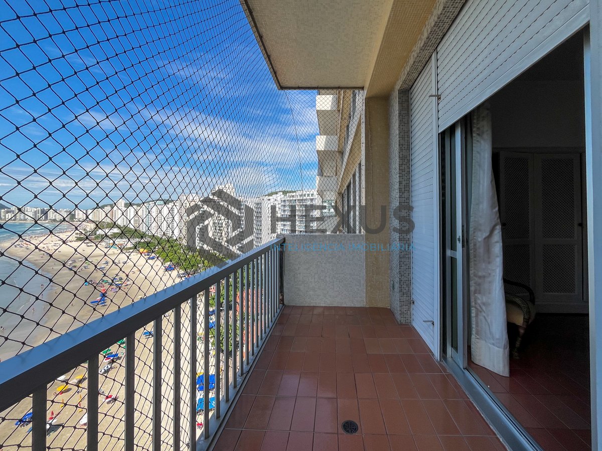Foto 56 de Apartamento frente mar com varanda na Praia das Pitangueiras, Guaruja