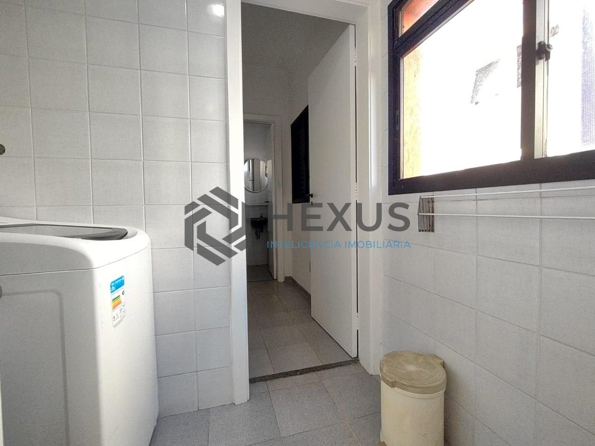 Foto 17 de Apartamento com varanda na Praia da Enseada, Guaruja