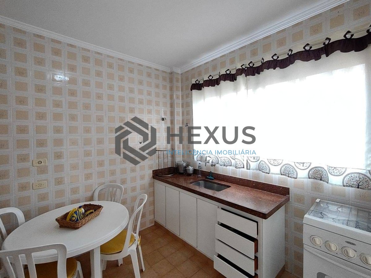 Foto 13 de Apartamento com varanda na Praia da Enseada, Guaruja