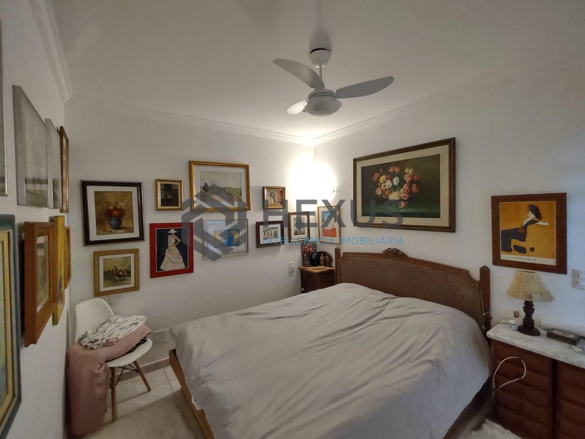 Foto 13 de Apartamento com varanda e lazer na Praia da Enseada, Guaruja