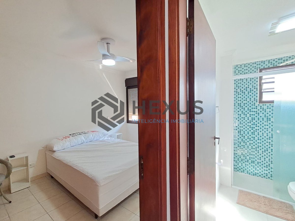 Foto 14 de Apartamento com lazer na Praia da Enseada, Guaruja