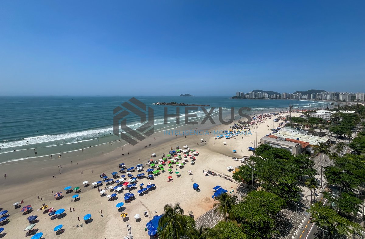 Foto 16 de Apartamento reformado frente mar com varanda na Praia das Pitangueiras, Guaruja