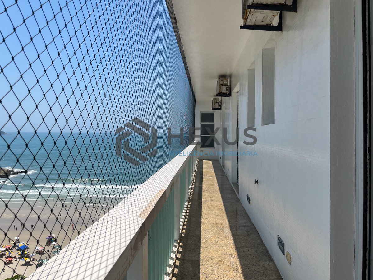 Foto 41 de Apartamento reformado frente mar com varanda na Praia das Pitangueiras, Guaruja