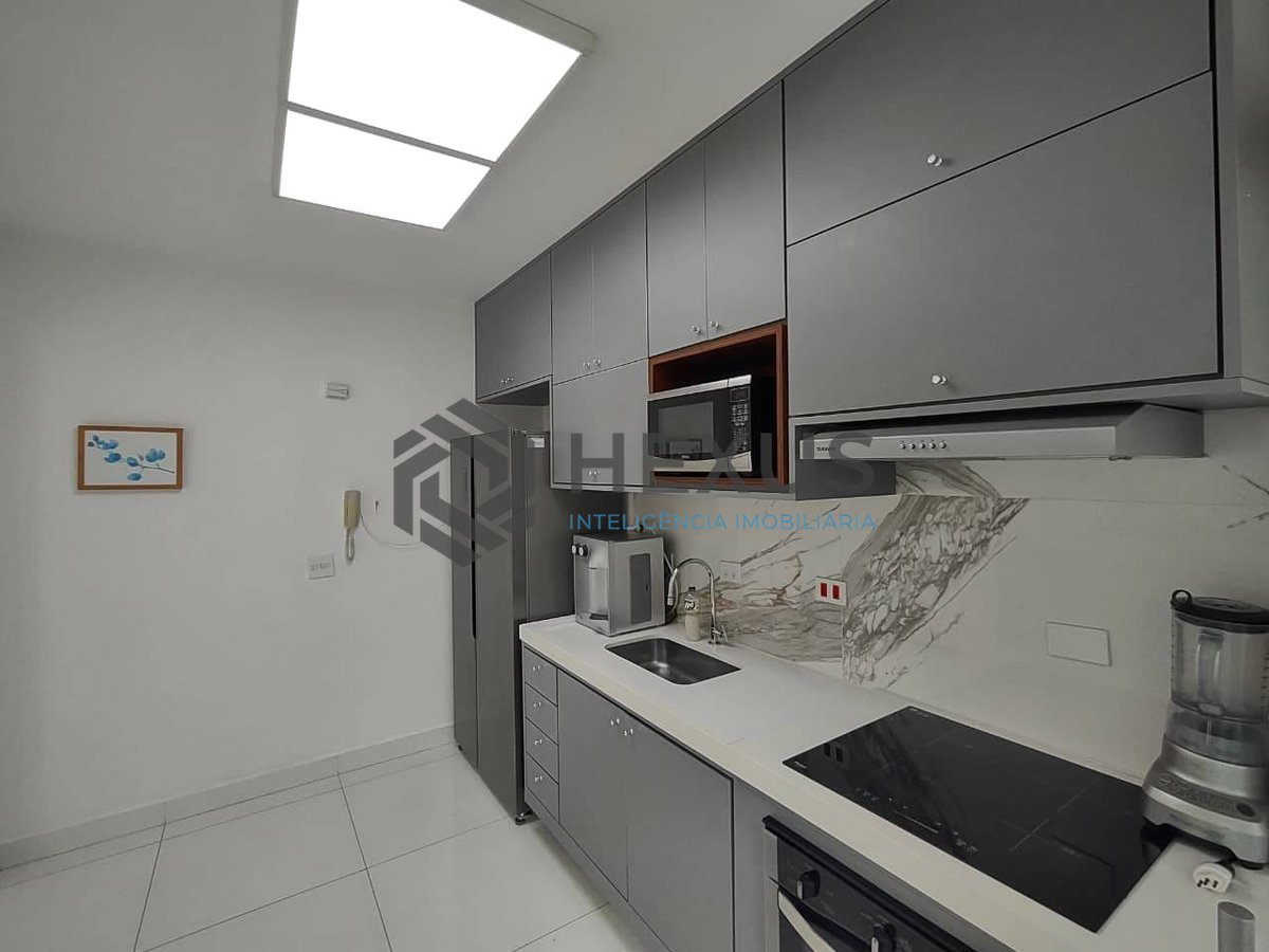 Foto 21 de Apartamento com varanda na Praia da Enseada, Guaruja