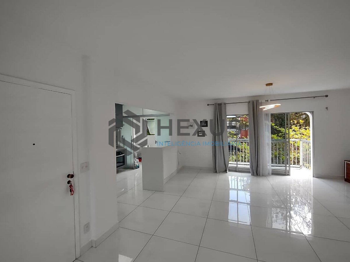 Foto 5 de Apartamento com varanda na Praia da Enseada, Guaruja