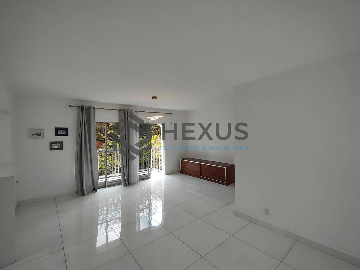 Foto 6 de Apartamento com varanda na Praia da Enseada, Guaruja