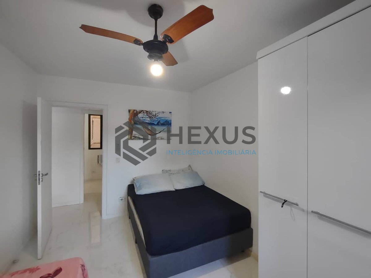 Foto 10 de Apartamento com varanda e lazer na Praia da Enseada, Guaruja