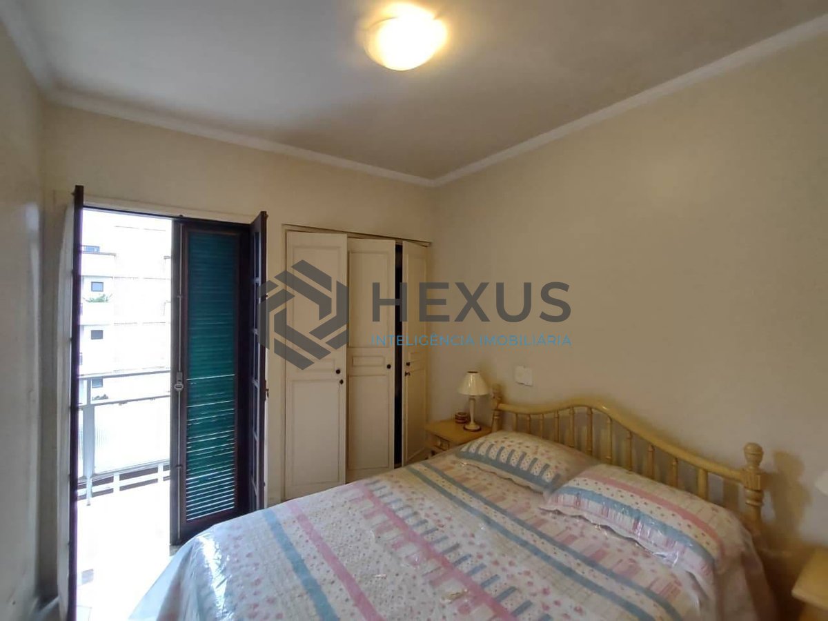 Foto 12 de Apartamento com varanda e lazer na Praia da Enseada, Guaruja