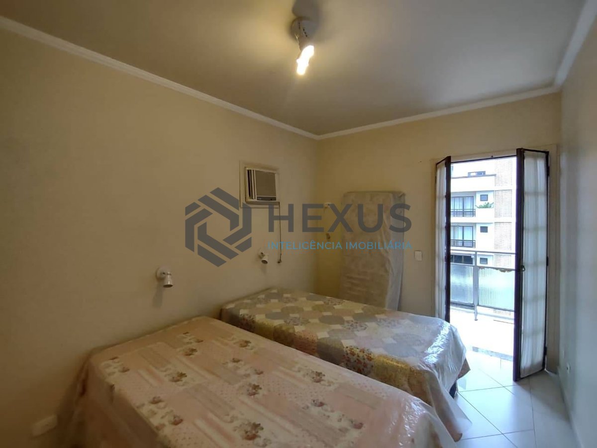 Foto 9 de Apartamento com varanda e lazer na Praia da Enseada, Guaruja