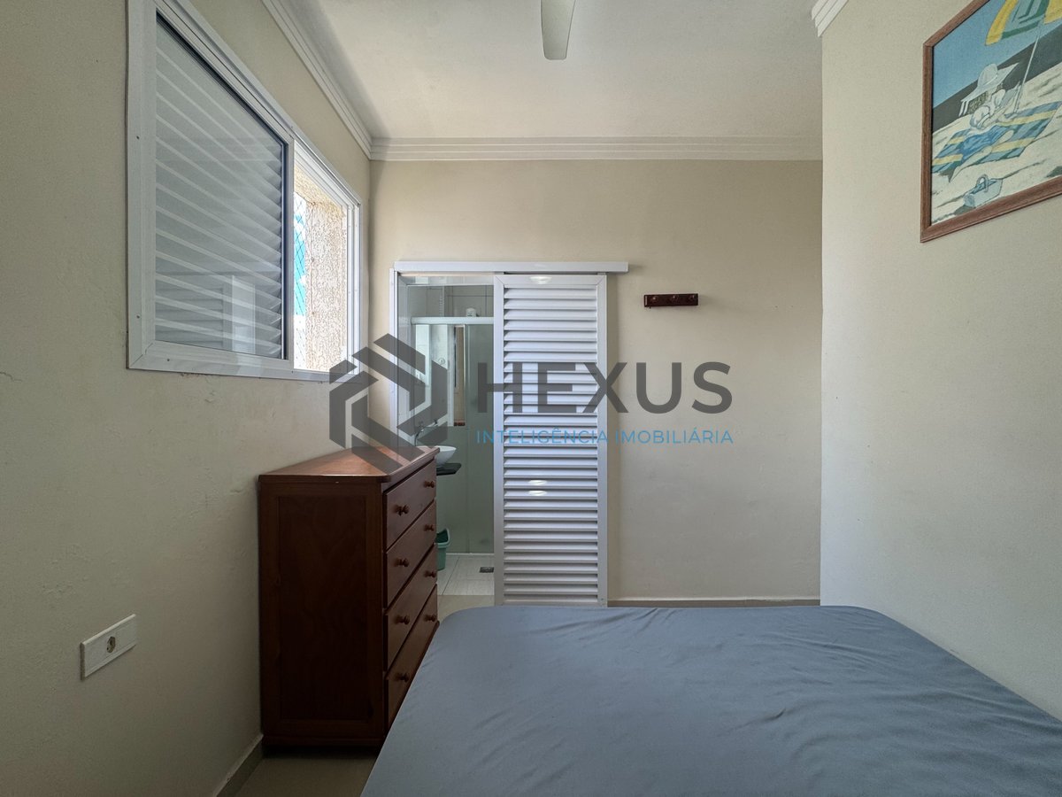 Foto 16 de Apartamento reformado na beira mar da Praia das Pitangueiras, Guaruja