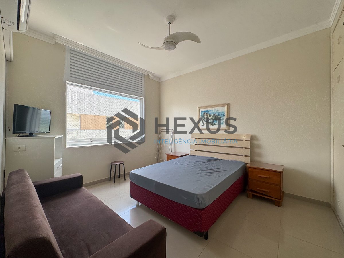 Foto 10 de Apartamento reformado na beira mar da Praia das Pitangueiras, Guaruja