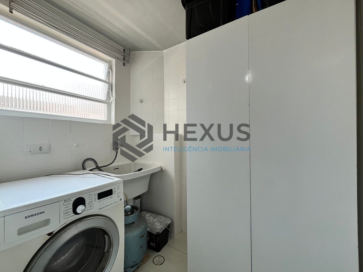 Foto 12 de Apartamento reformado e mobiliado na Praia das Asturias, Guaruja