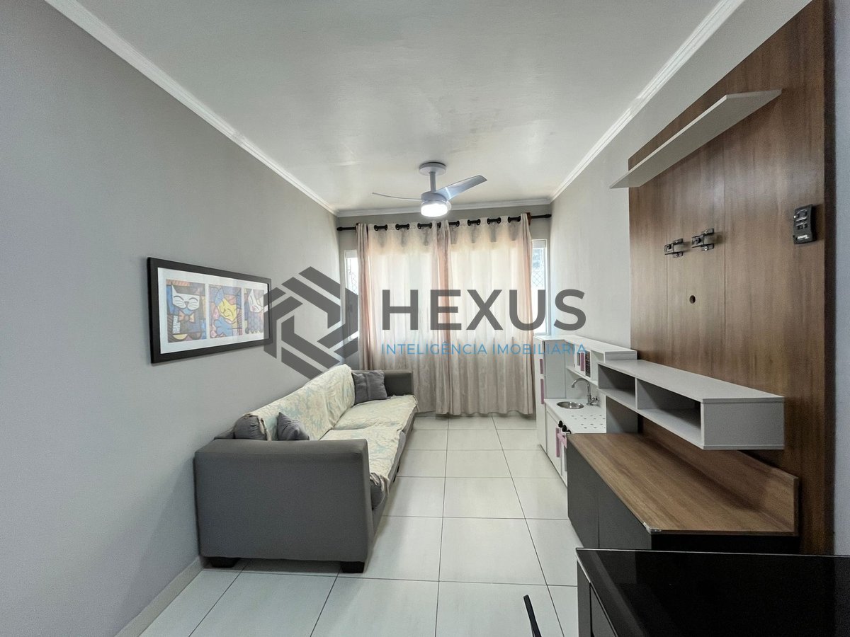 Foto 3 de Apartamento reformado e mobiliado na Praia das Asturias, Guaruja