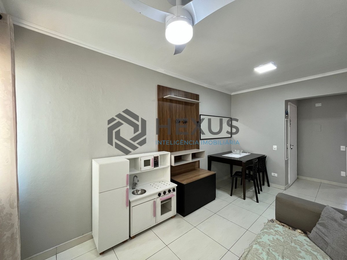 Foto 4 de Apartamento reformado e mobiliado na Praia das Asturias, Guaruja