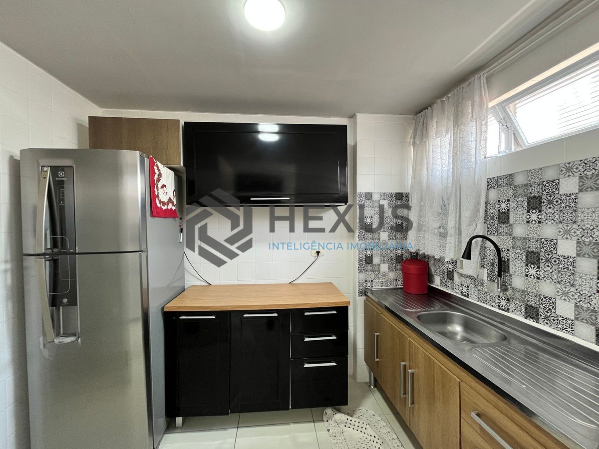 Foto 10 de Apartamento reformado e mobiliado na Praia das Asturias, Guaruja