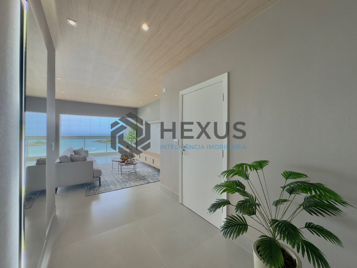 Foto 16 de Apartamento reformado frente mar com varanda e lazer na Praia das Pitangueiras, Guaruja