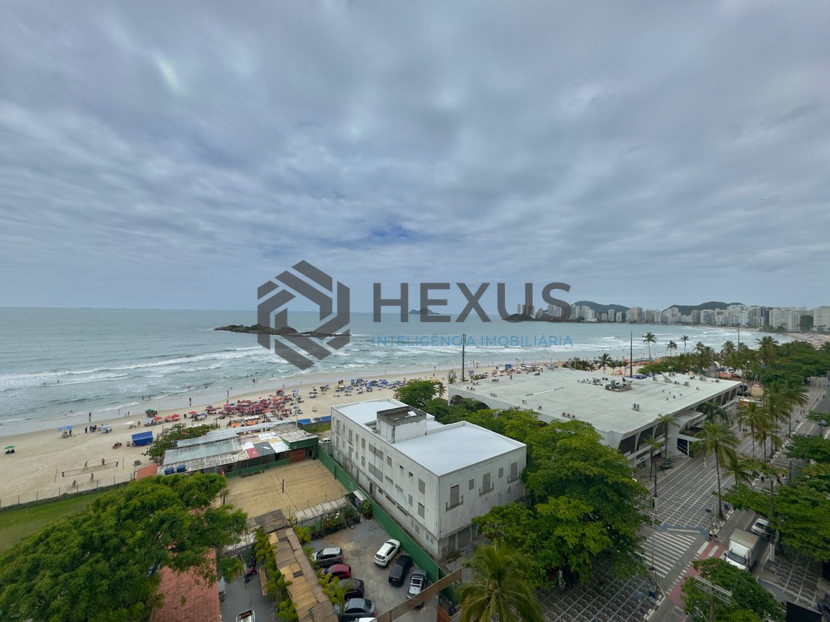 Foto 6 de Apartamento reformado frente mar com varanda e lazer na Praia das Pitangueiras, Guaruja