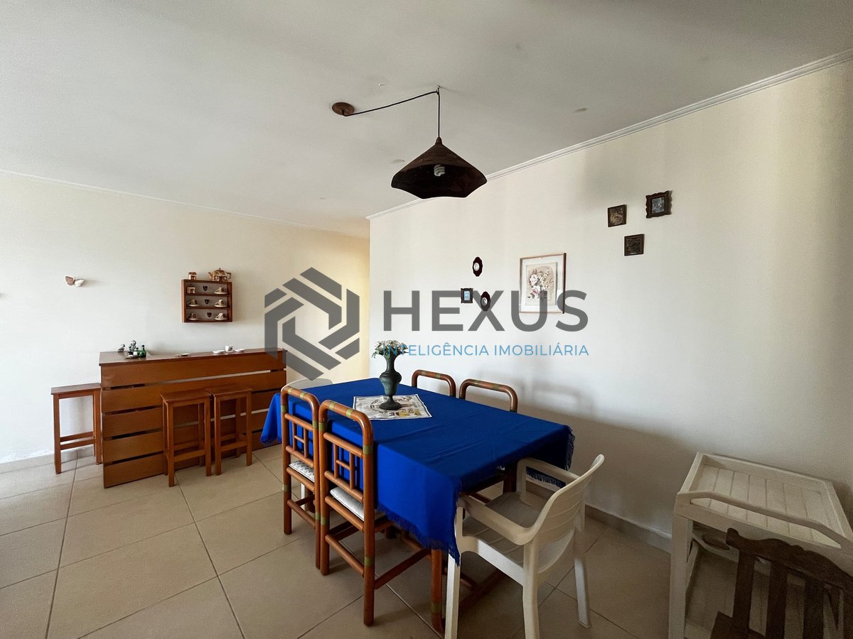 Foto 5 de Apartamento com varanda vista mar na Praia das Pitangueiras, Guaruja