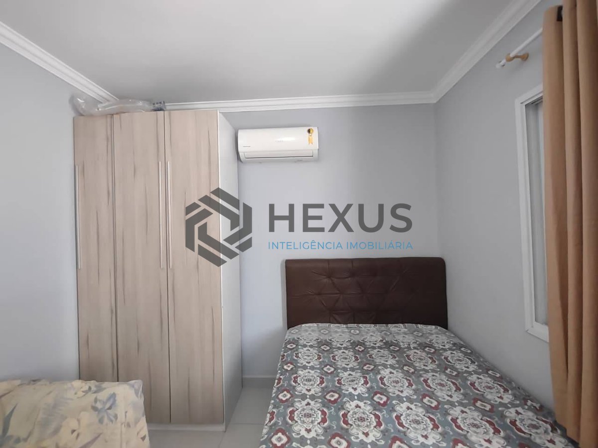 Foto 7 de Apartamento reformado com varanda na Praia da Enseada, Guaruja