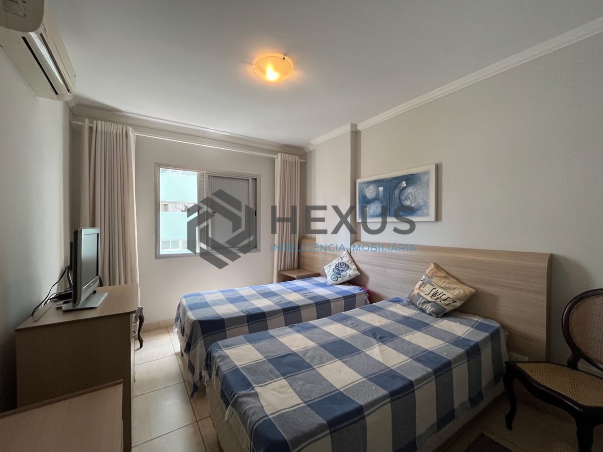 Foto 8 de Apartamento com varanda na região da Vila Alzira na Praia das Asturias, Guaruja