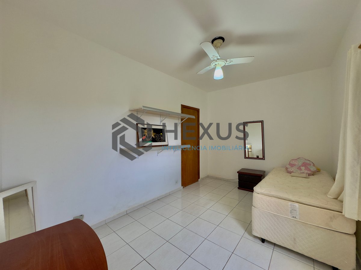 Foto 13 de Apartamento com varanda vista mar e lazer a uma quadra do mar na Praia das Pitangueiras, Guaruja