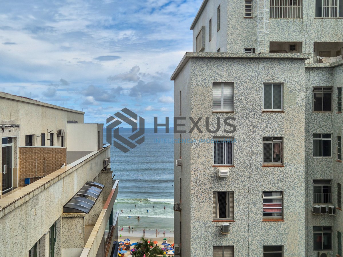 Foto 17 de Apartamento com varanda gourmet vista mar e lazer na beira mar da Praia das Pitangueiras, Guaruja