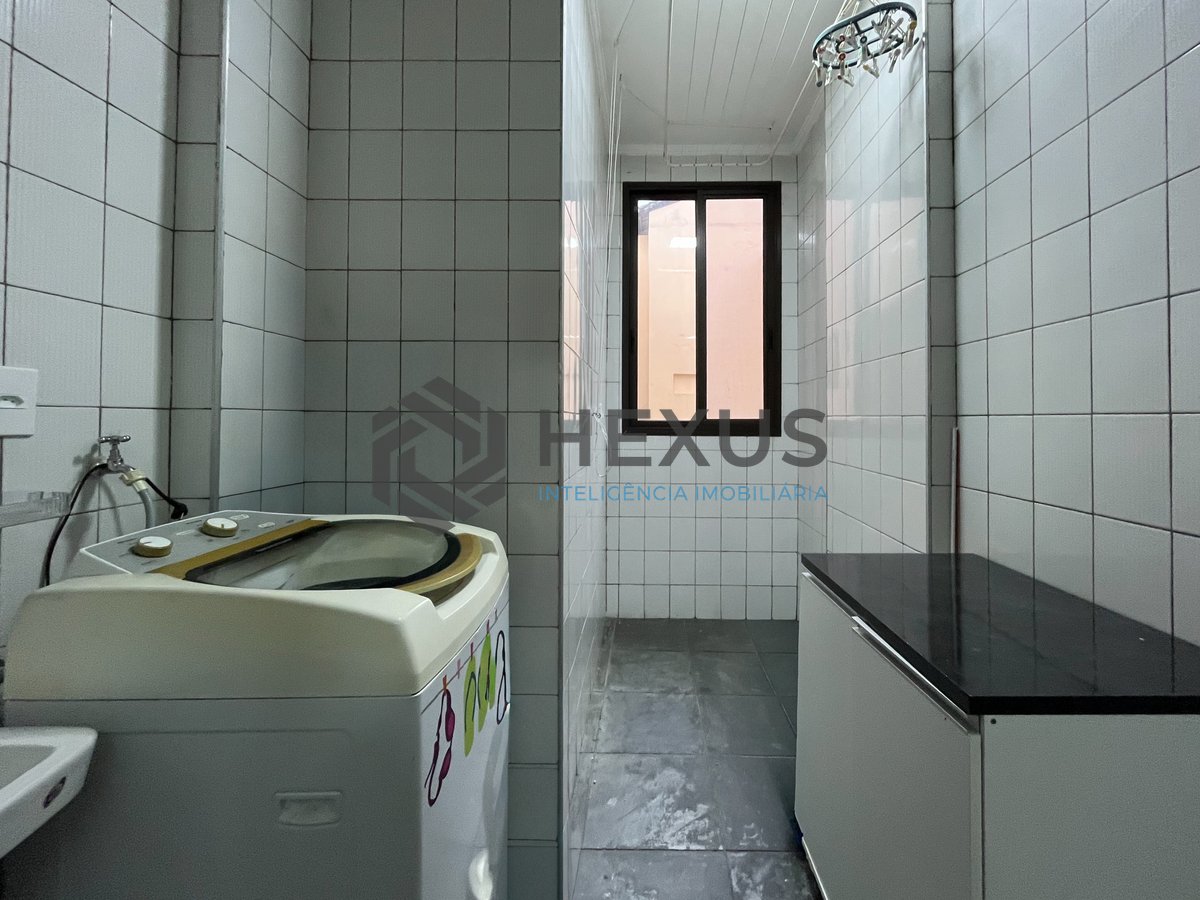 Foto 18 de Apartamento com varanda e lazer na Praia das Asturias, Guaruja