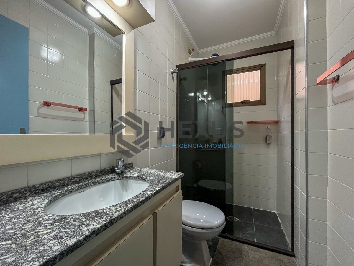 Foto 10 de Apartamento com varanda e lazer na Praia das Asturias, Guaruja