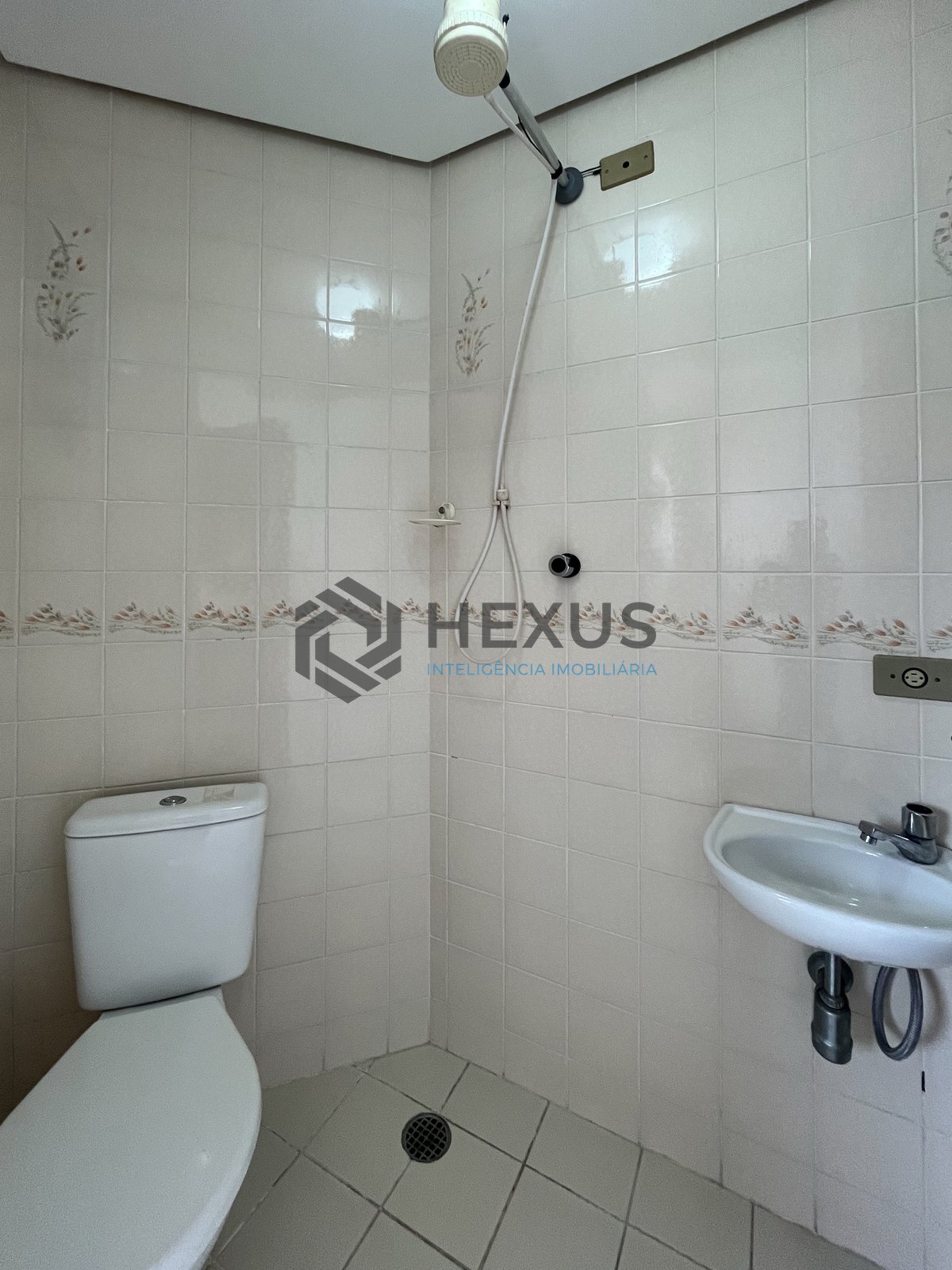 Foto 29 de Apartamento com varanda a 2 quadras da Praia da Pitangueiras, Guaruja