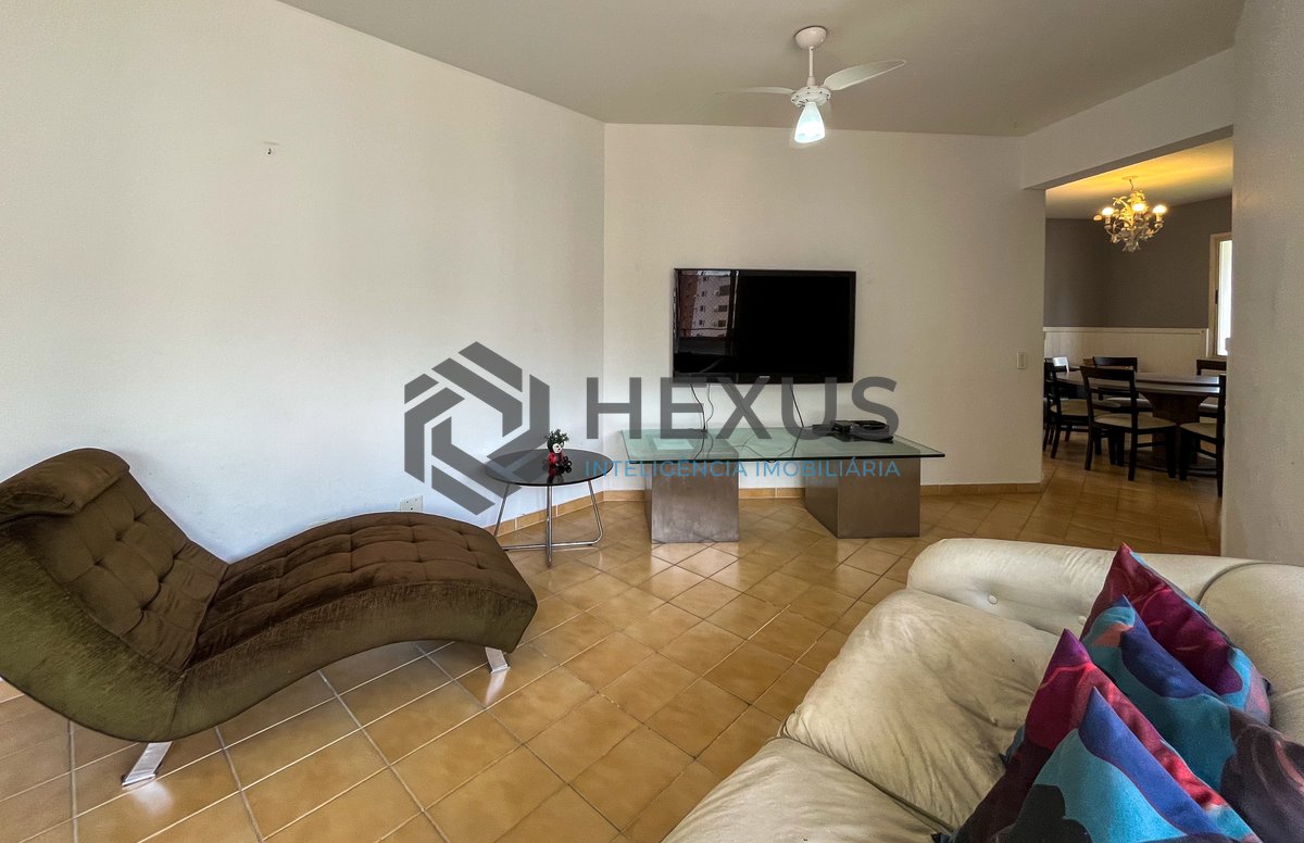 Foto 6 de Apartamento com varanda a 2 quadras da Praia da Pitangueiras, Guaruja