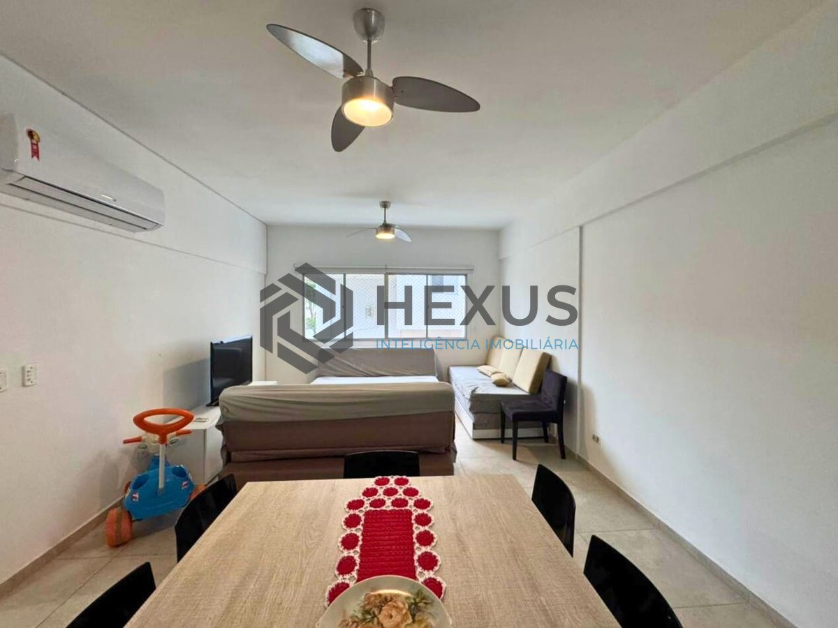 Foto 2 de Apartamento reformado na Praia das Asturias, Guaruja
