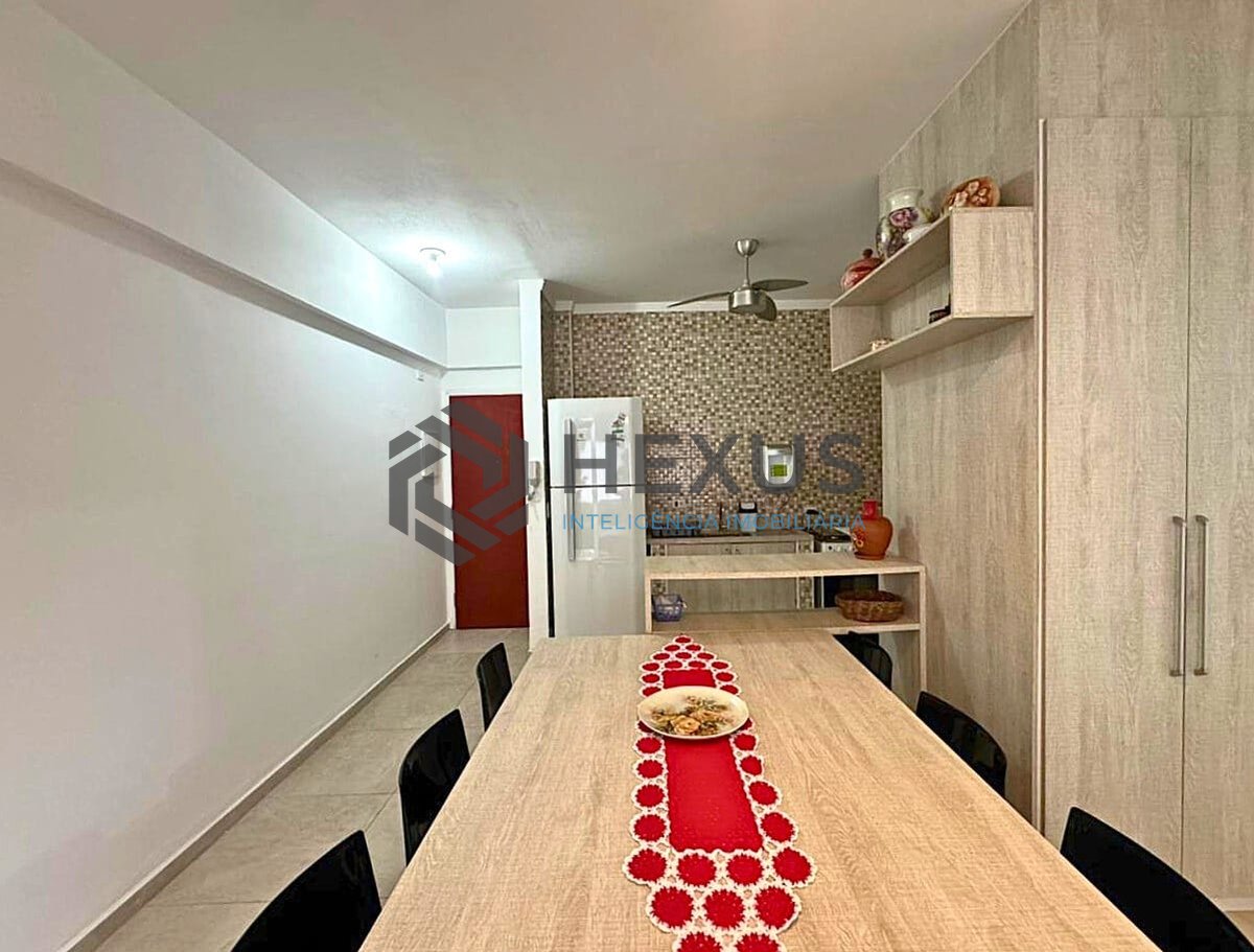 Foto 4 de Apartamento reformado na Praia das Asturias, Guaruja