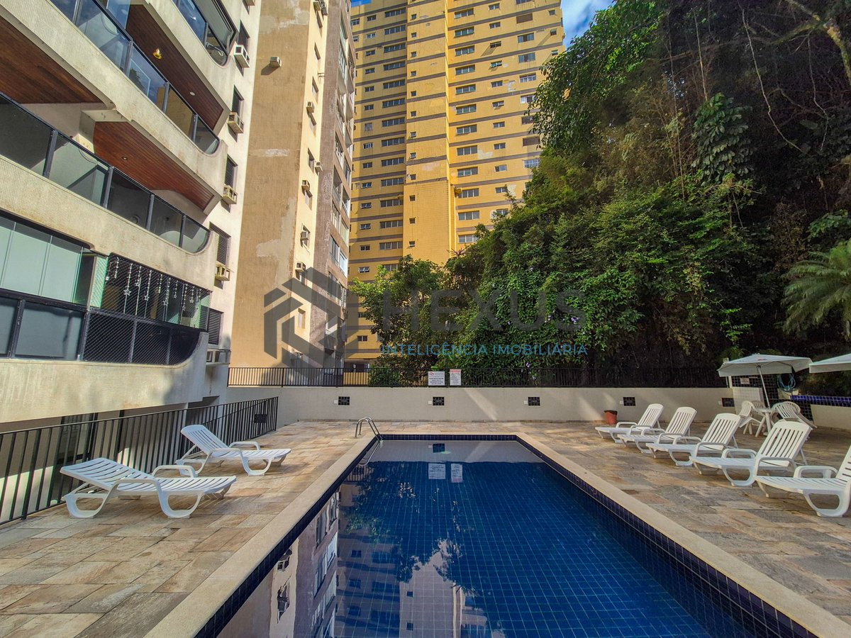 Foto 35 de Apartamento reformado com varanda e lazer na Praia das Pitangueiras, Guaruja