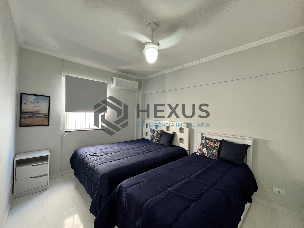 Foto 8 de Apartamento reformado e mobiliado a venda na da Praia das Pitangueiras, Guaruja