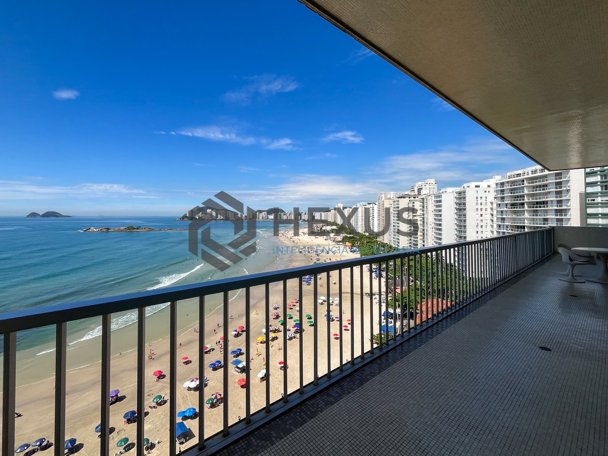 Foto 15 de Apartamento frente mar com varanda na Praia das Pitangueiras, Guaruja