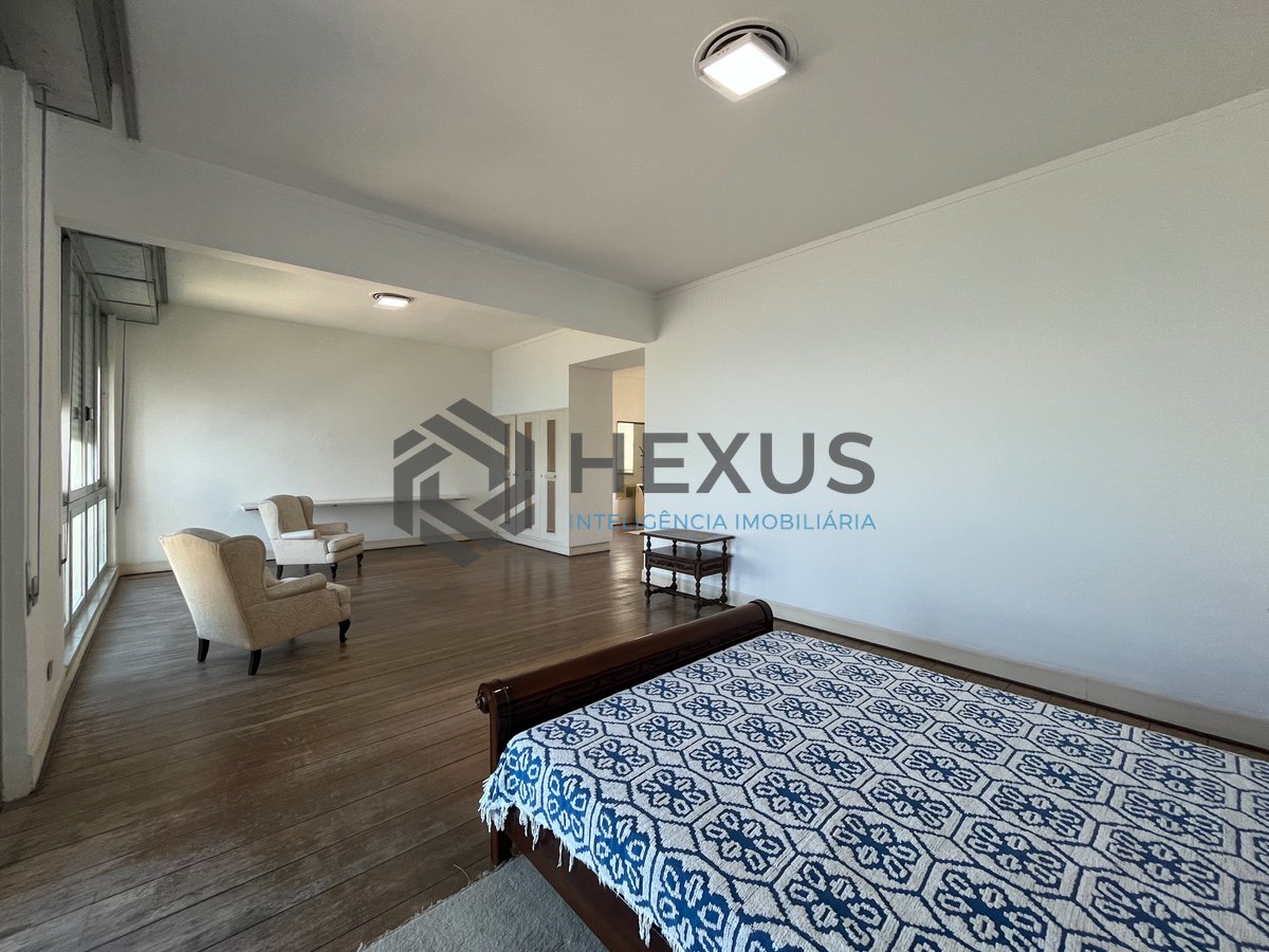 Foto 41 de Apartamento frente mar com varanda na Praia das Pitangueiras, Guaruja