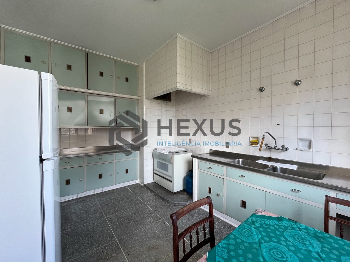 Foto 50 de Apartamento frente mar com varanda na Praia das Pitangueiras, Guaruja