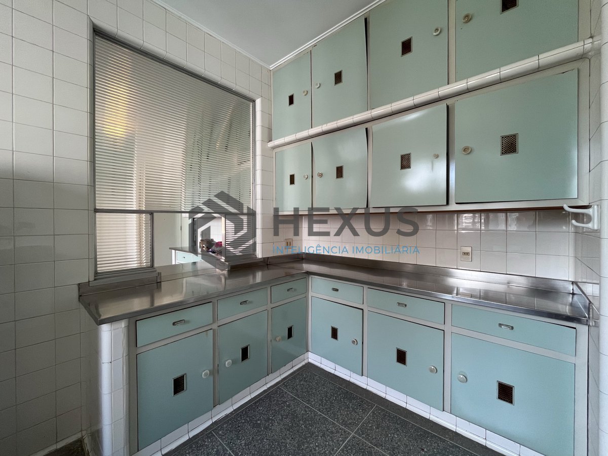 Foto 52 de Apartamento frente mar com varanda na Praia das Pitangueiras, Guaruja