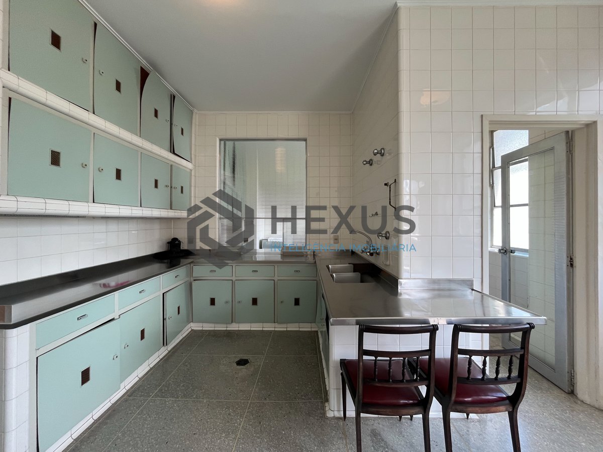 Foto 53 de Apartamento frente mar com varanda na Praia das Pitangueiras, Guaruja