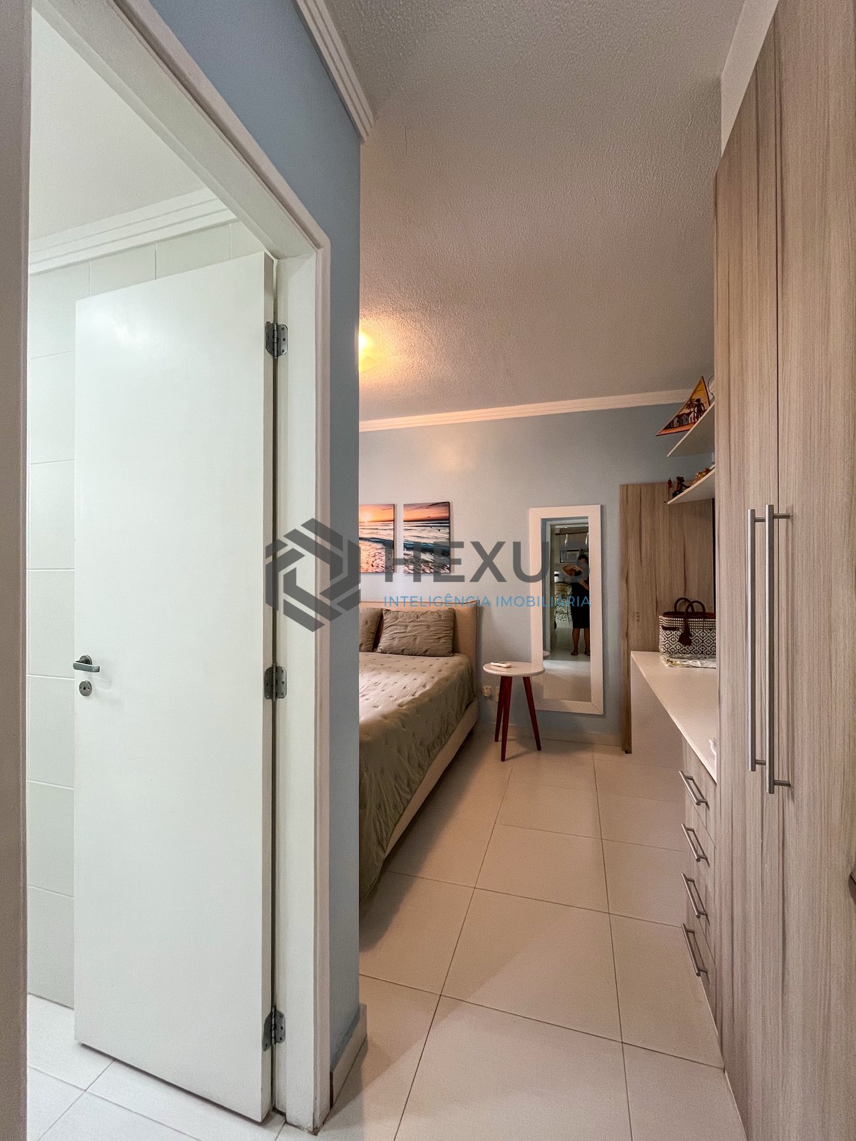 Foto 20 de Apartamento com varanda e lazer na Praia das Asturias, Guaruja