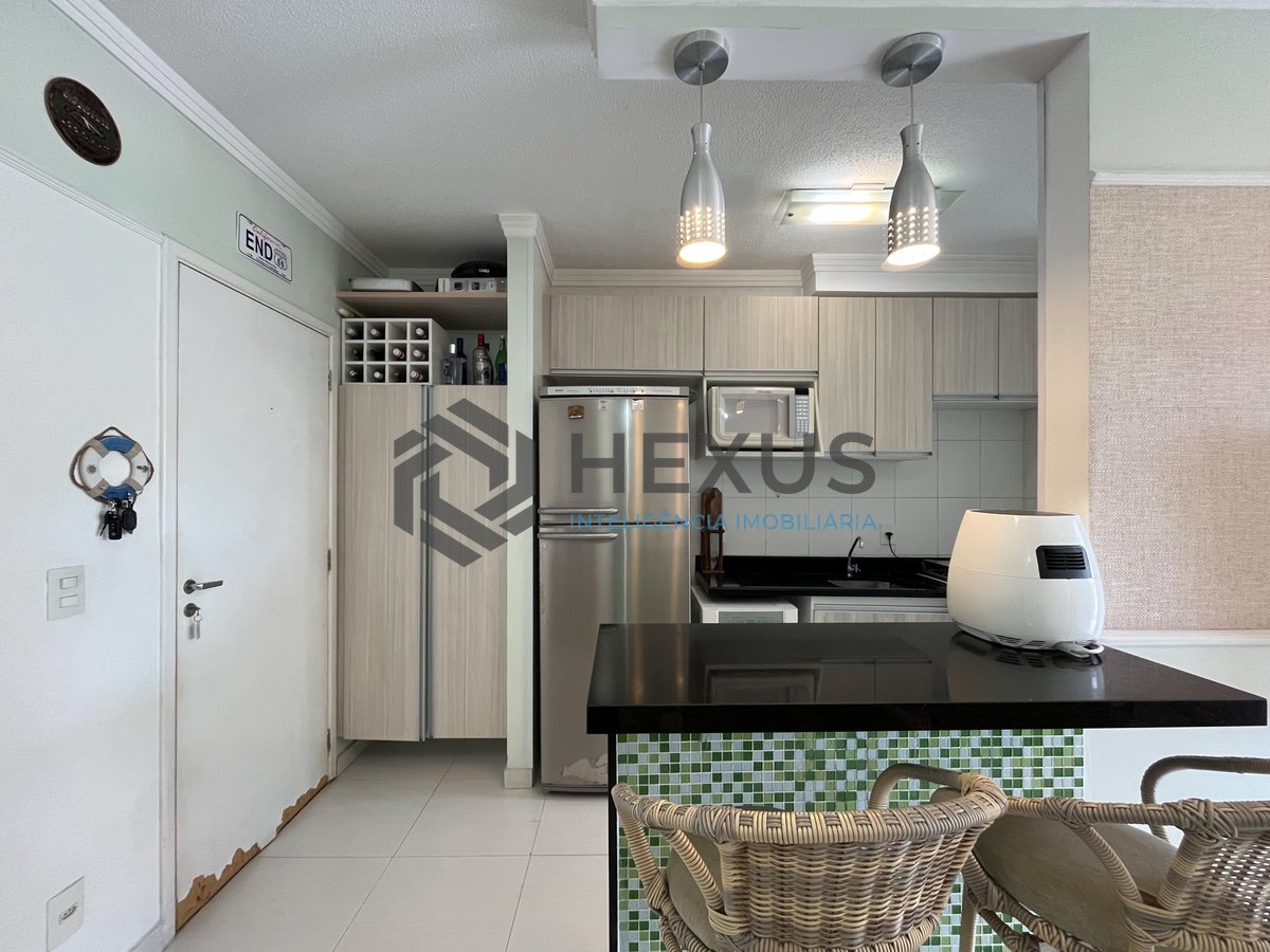 Foto 5 de Apartamento com varanda e lazer na Praia das Asturias, Guaruja